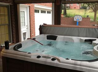 67 Barrington Cir, Paducah, KY 42003