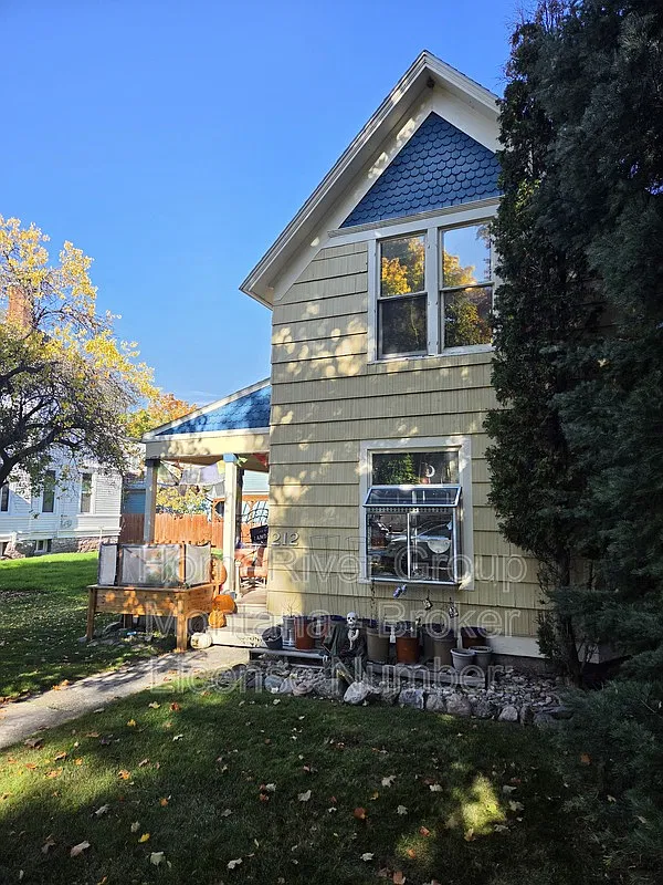 1 bed, 1.0 bath, $1,095 — Photo 1