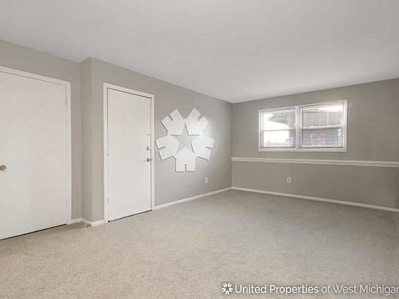 4th image of 4131 Oak Park Dr SE