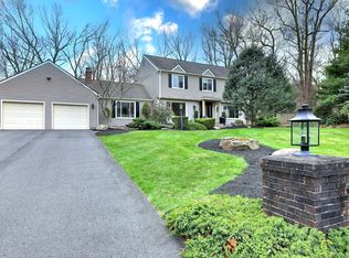135 Hitchcock Ct, Cheshire, CT 06410