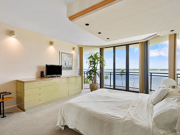 4th image of 3100 S Ocean Blvd #507