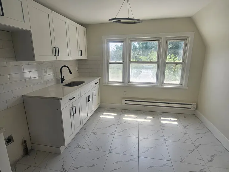262 Oakwood Ave #3 — Photo 5