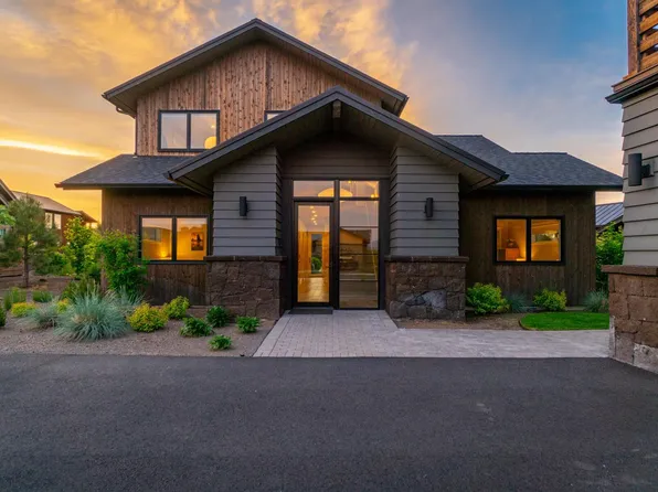 19130 Gateway Loop, Bend, OR 97702
