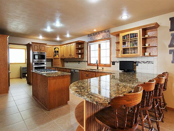 3rd image of 3712 Wynnewood Dr