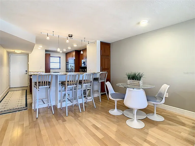 18304 Gulf Blvd #516 — Photo 16