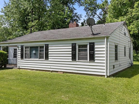 3rd image of 309 N Schlueter Ave