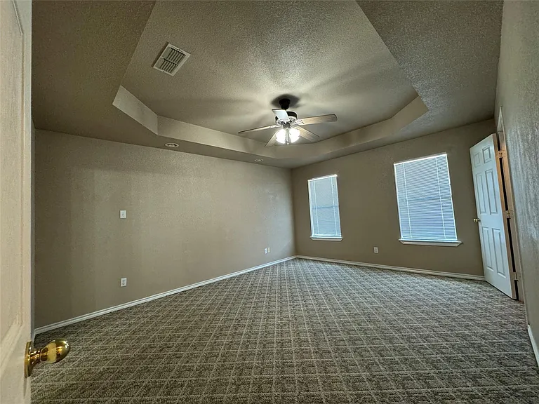 116 Donley St — Photo 11