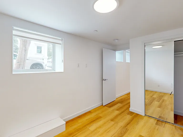 3097 Washington St #27 — Photo 7
