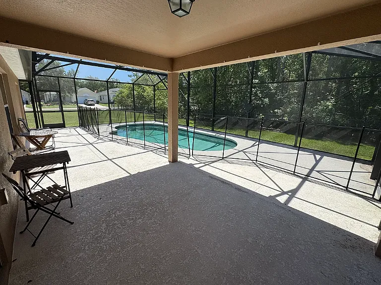 4702 Blue Diamond St — Photo 14
