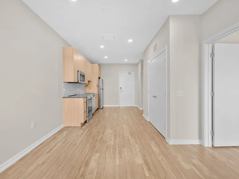 The Keystone Apartments — Photo 110