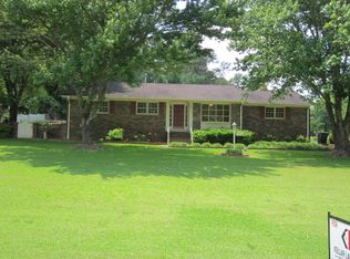 111 Sherwood Ln, Greenwood, SC 29649