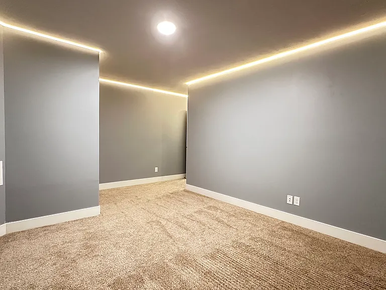 2830 Blackwood — Photo 37