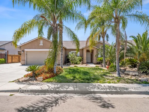 1585 Dallas St, Dinuba, CA 93618