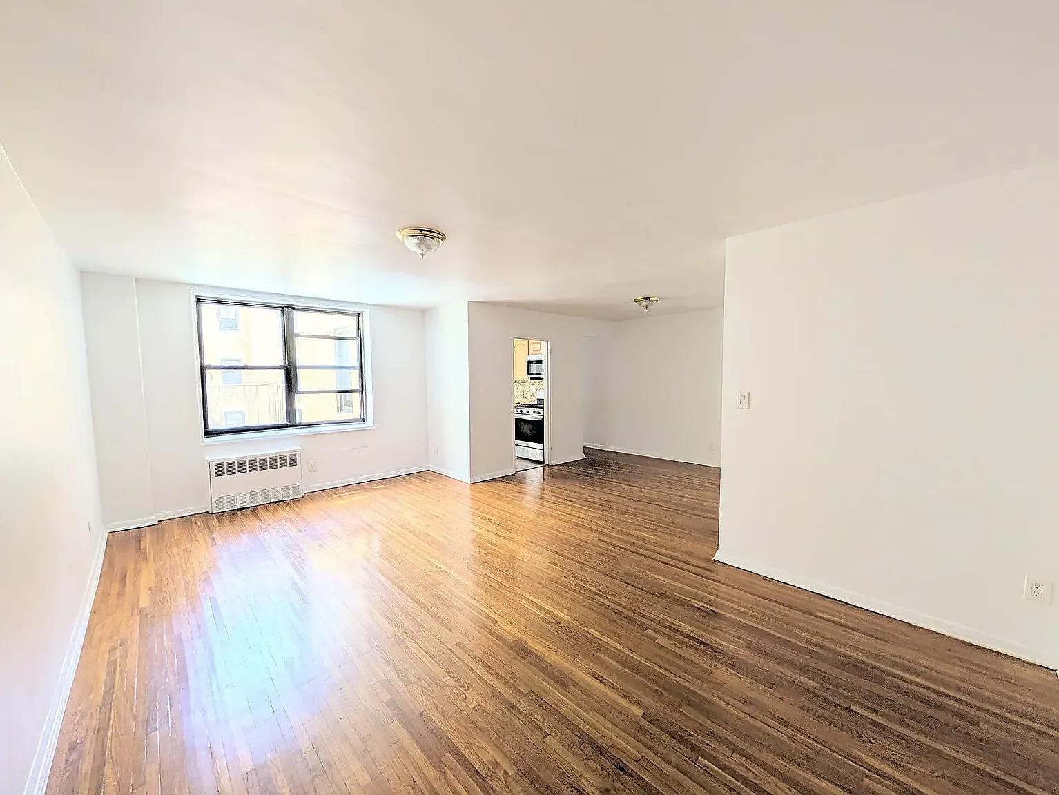 200 Corbin Place — Photo 2