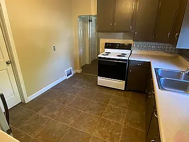 1602 Emerson St #1 — Photo 12