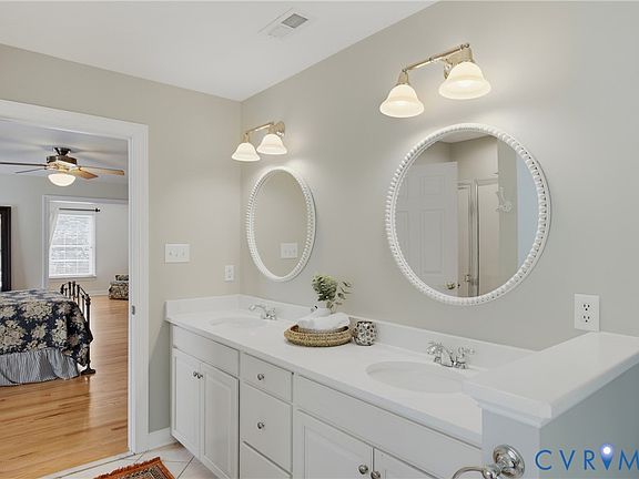 5th image of 4718 Summer Lake Cir