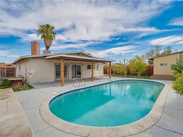 4671 Marnell Dr, Las Vegas, NV 89121
