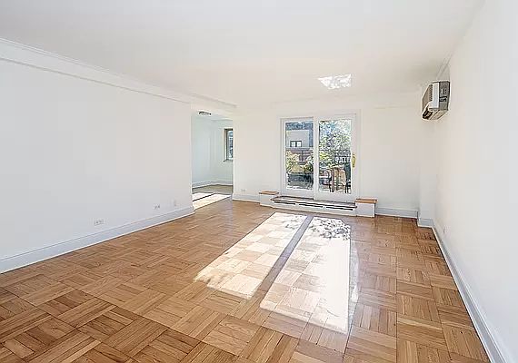 2nd image of 310 Lexington Ave APT 14-F