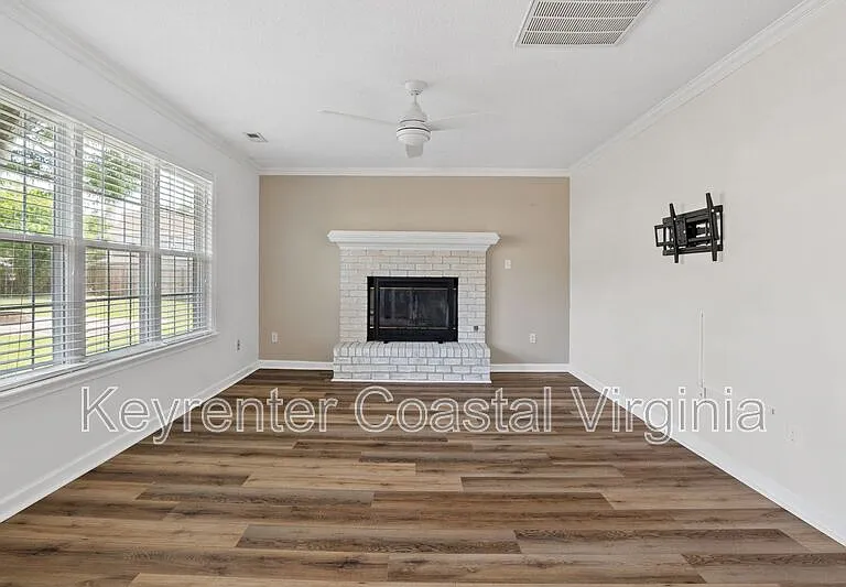 1473 Levy Ct — Photo 6