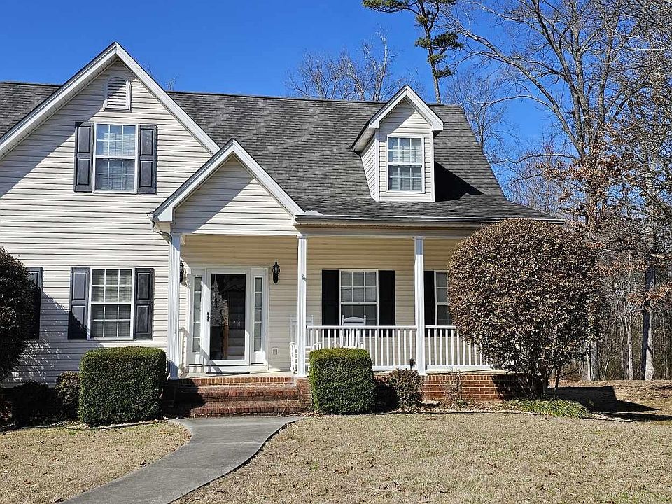 1st image of 212 Webb Ln NE