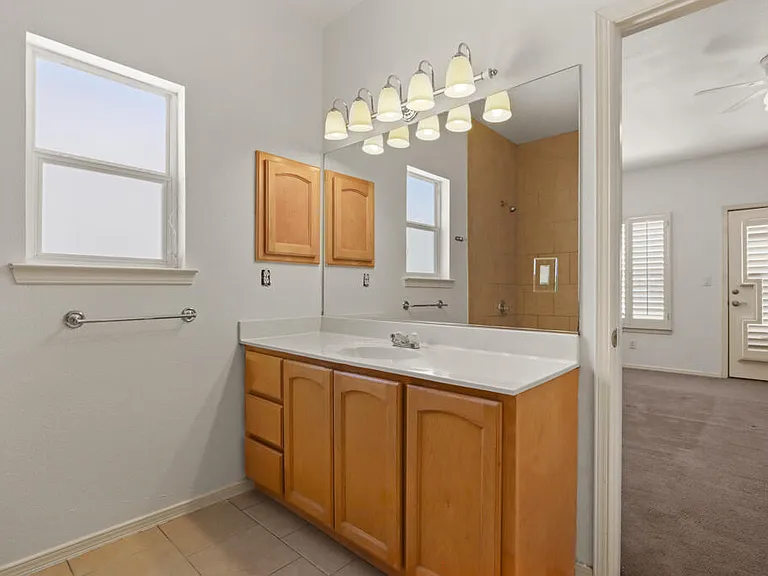 561 Green Village Ct #A — Photo 25