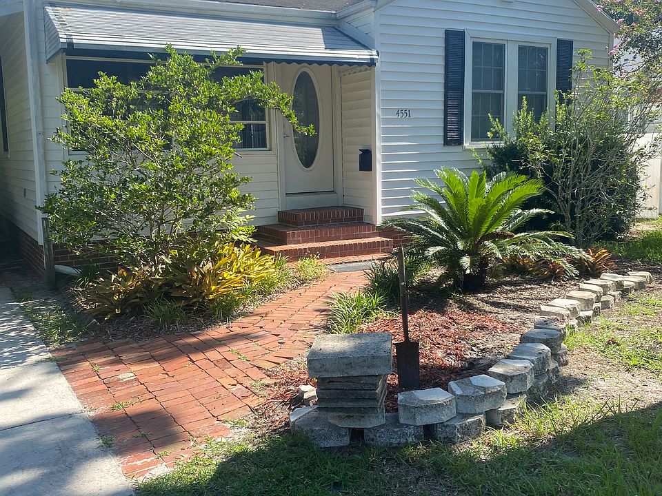 1st image of 4551 College St
