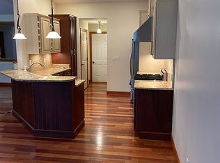 607 Heathrow Ln, Rochester, IL 62563