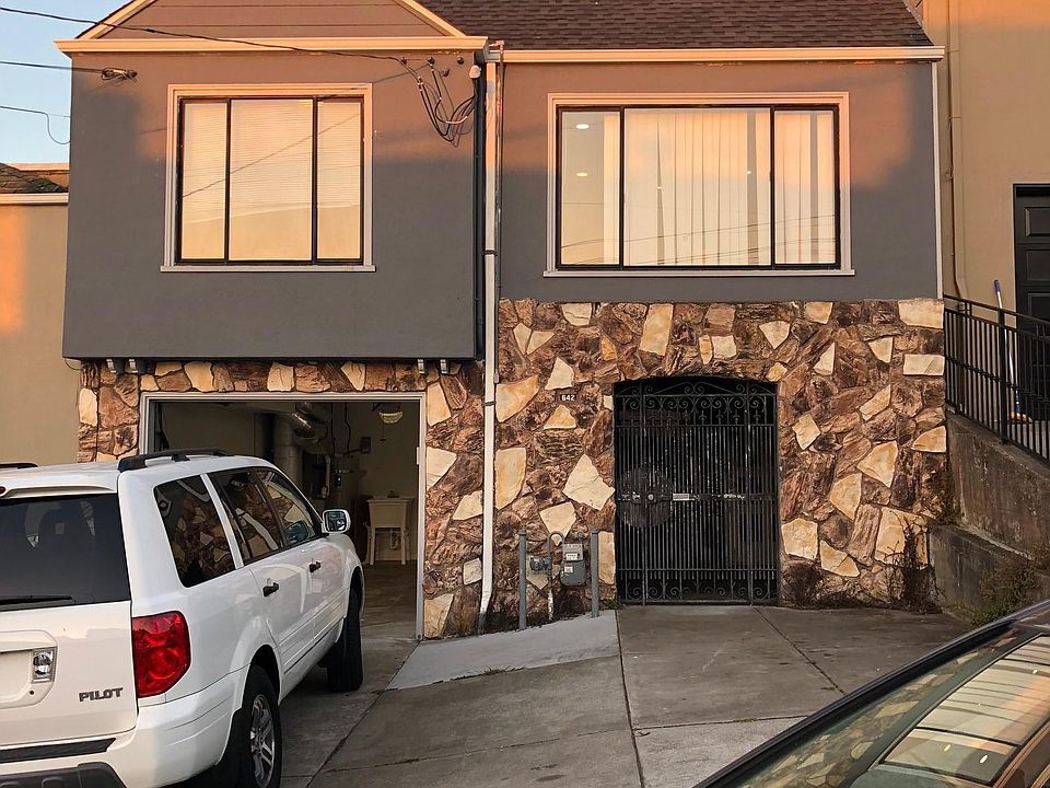 1st image of 642 Head St