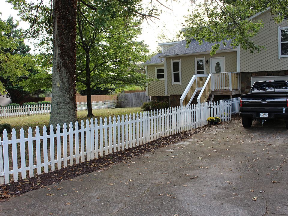 1st image of 101 Farmington Dr