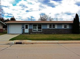 1912 W E St, North Platte, NE 69101