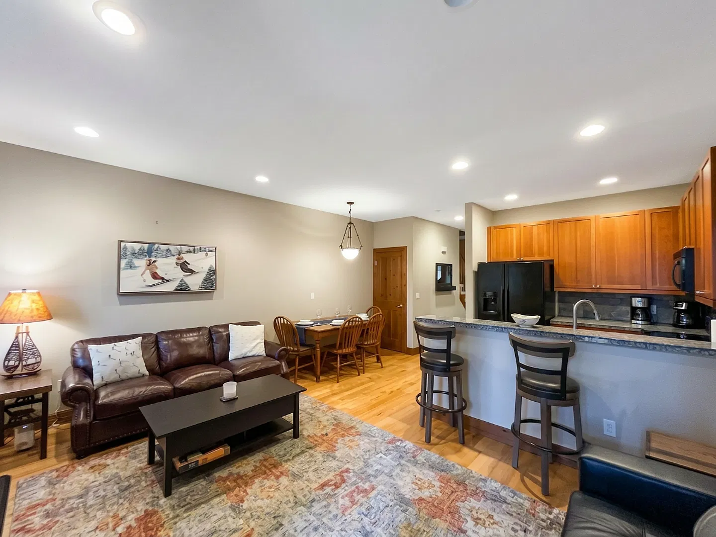 Highland Greens Breck Furnished 2 Bedroom Townhome with Garage! — Photo 2
