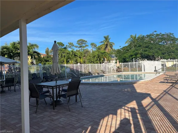 4603 Bayshore Dr APT F8, Naples, FL 34112