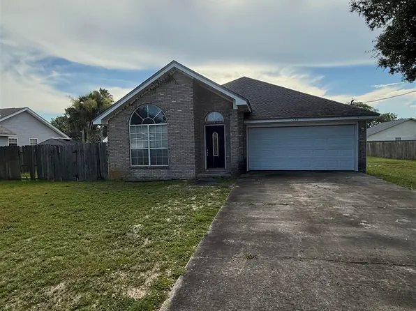 123 Palmetto Ave, Mary Esther, FL 32569