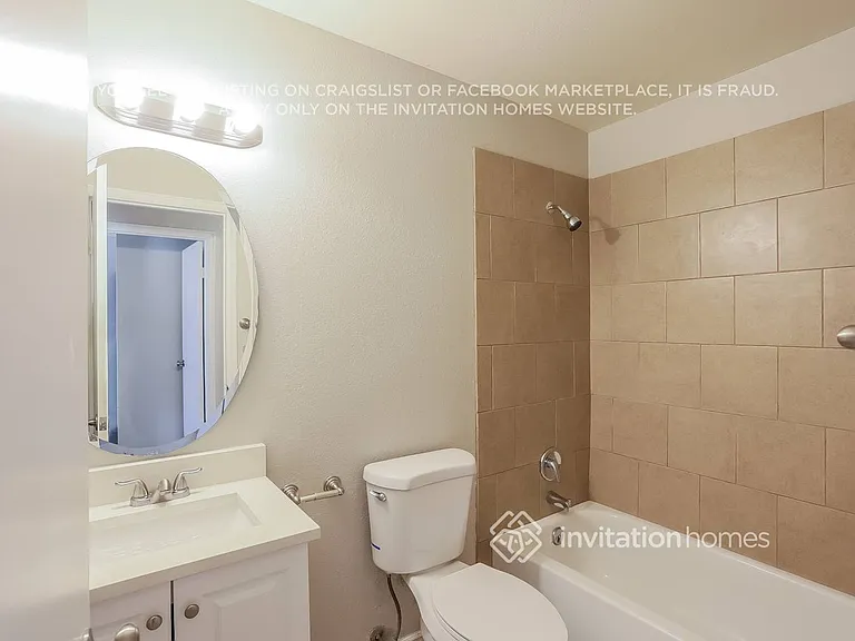 16803 E Nassau Dr — Photo 10