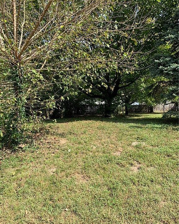 2nd image of 2829 Ruckle St