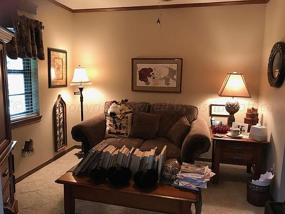 4th image of 2312 Beech Ln