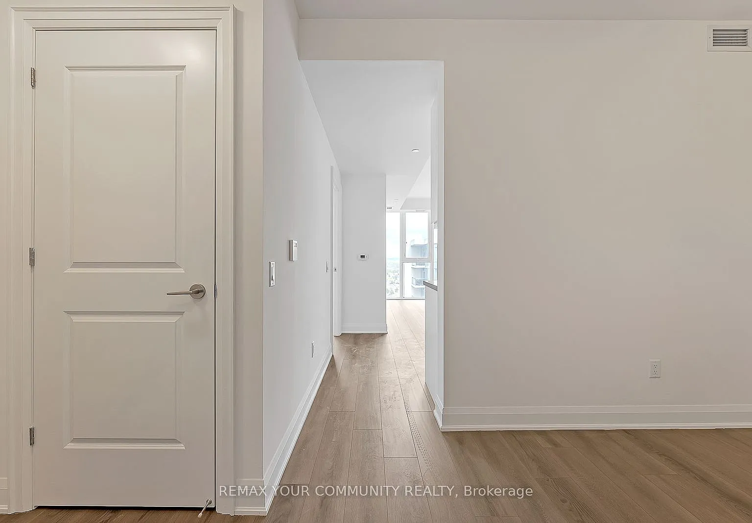 2 bed, $2,500 — Photo 2