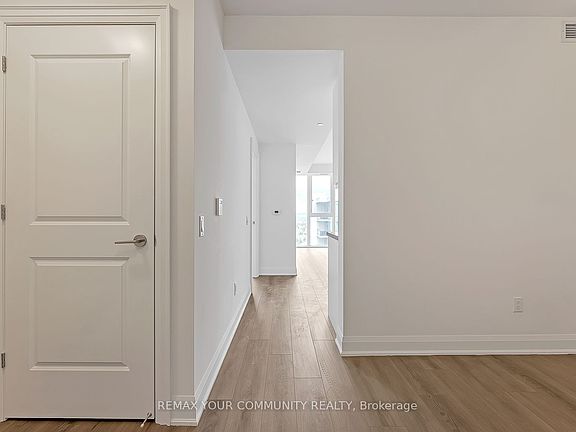 2nd image of 20 Gatineau Dr #1606E