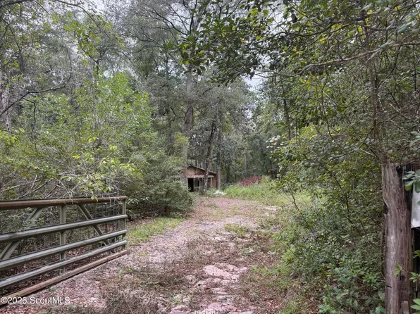 319 Shady Ln, Waynesville, GA 31566