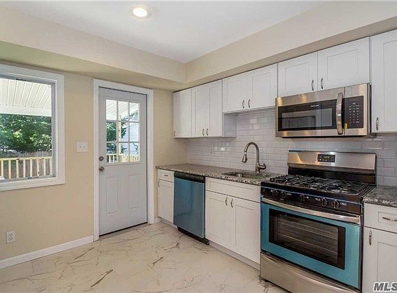 5th image of 20 Arbor Ln