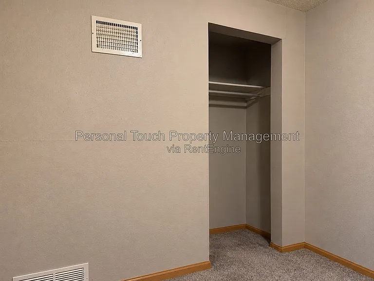 1009 13th Ave N #1 — Photo 17