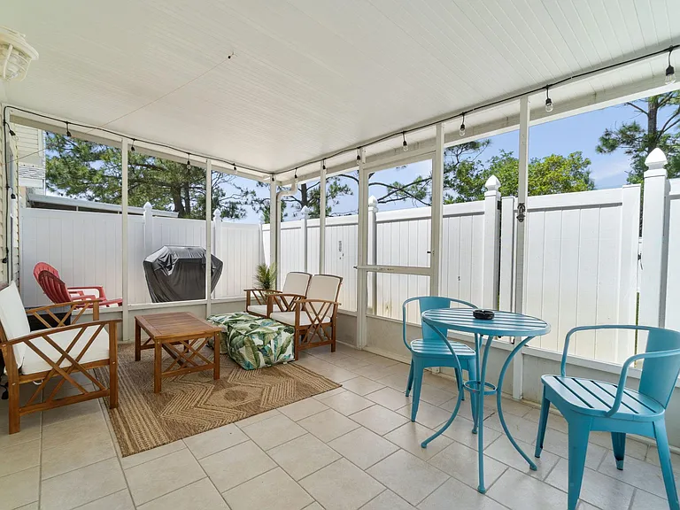 11812 Sand Dune Dr — Photo 35
