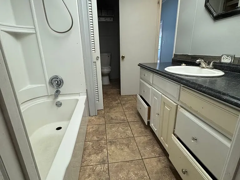 534 Oak Rdg E — Photo 15