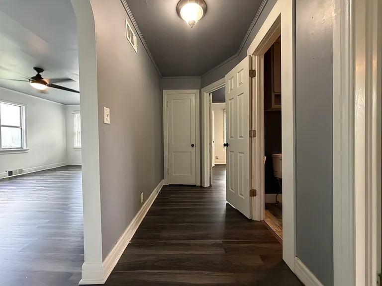 1095 S Ray Ave — Photo 14