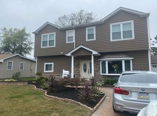 151 Lebbie Ln, Fairless Hills, PA 19030