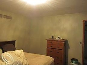 2nd image of 46552 Meadowview Dr
