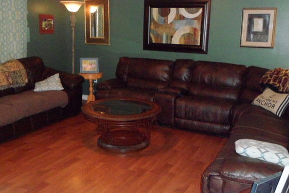 3rd image of 307 Smythe St