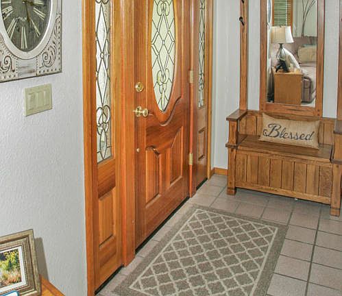 3rd image of 4920 Hidden Meadows Ln