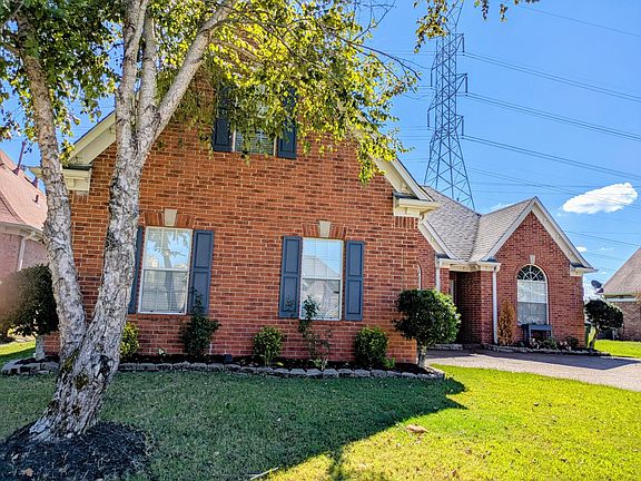 3rd image of 2644 Plum Creek Dr