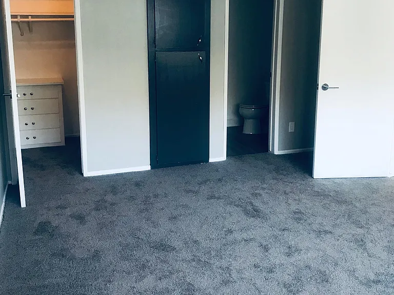 11133 Aqua Vista St #202 — Photo 12